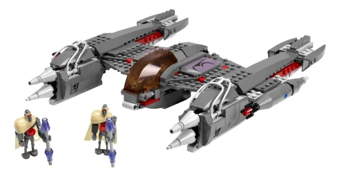 LEGO 7673-1 Magna Guard Starfighter — 431 pieces, released 2008