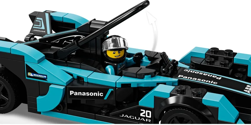 Formula E Panasonic Jaguar Racing GEN2 car & Jaguar I-PACE eTROPHY - View 4