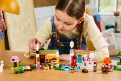 Creative Houses: Seasons of Fun - View 7