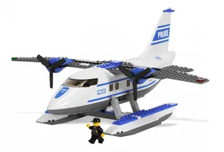 LEGO 7723-1 Police Pontoon Plane — 215 pieces, released 2008