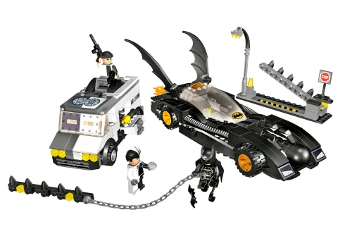The Batmobile: Two-Face's Escape - LEGO Set 7781-1 - 2006
