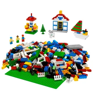 LEGO 7795-1 Deluxe Starter Set — 1104 pieces, released 2006