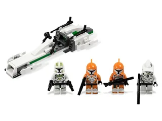LEGO 7913-1 Clone Trooper Battle Pack — 85 pieces, released 2011