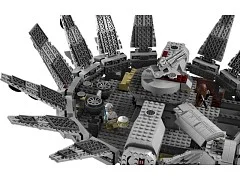 Millennium Falcon - View 7
