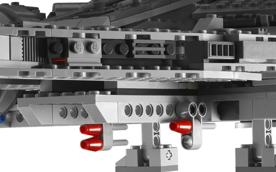 Millennium Falcon - View 8