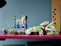 White Dragon Horse Jet - View 3