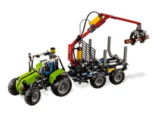 LEGO 8049-1 Tractor with Log Loader — 525 pieces, released 2010