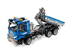 Container Truck - View 2