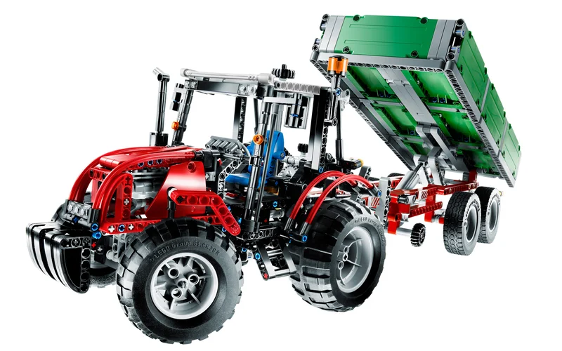 Tractor with Trailer - View 3
