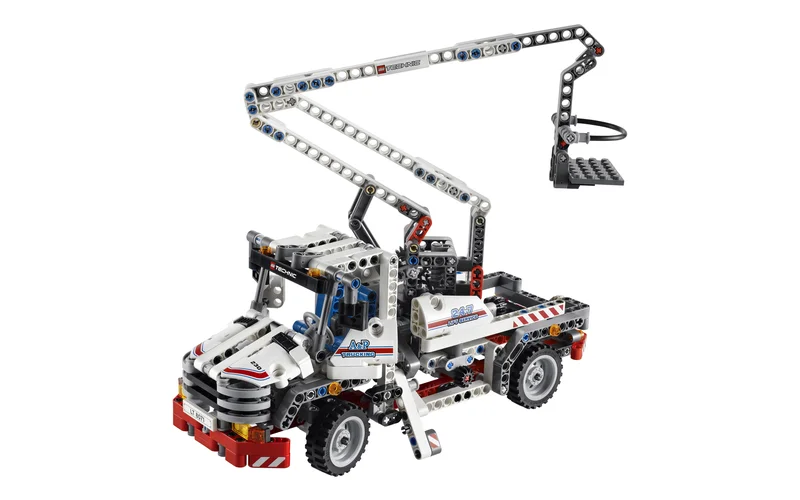 Lift Truck - View 3