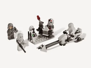 LEGO 8084-1 Snowtrooper Battle Pack — 74 pieces, released 2010