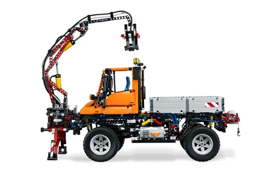 Mercedes-Benz Unimog U400 - View 5
