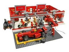 Ferrari 248 F1 Team - View 2