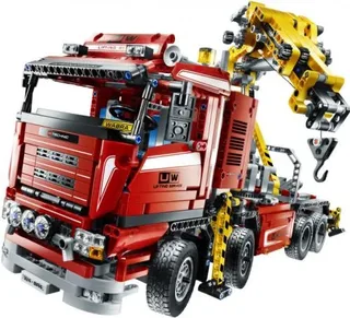 LEGO 8258-1 Crane Truck — 1877 pieces, released 2009