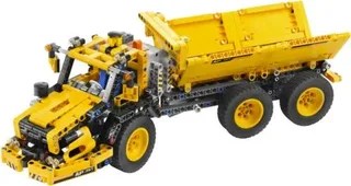 LEGO 8264-1 Hauler — 575 pieces, released 2009