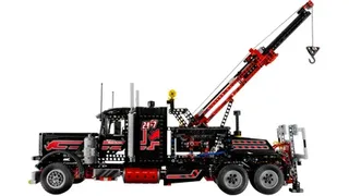 LEGO 8285-1 Tow Truck — 1879 pieces, released 2006