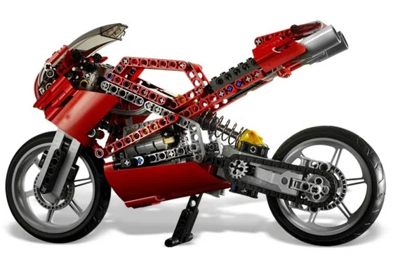 Street Bike - LEGO Set 8420-1 - 2005
