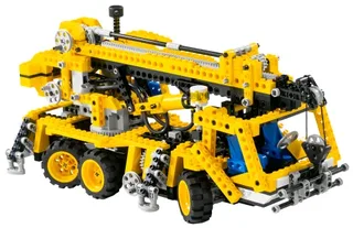 LEGO 8431-1 Crane Truck — 836 pieces, released 2002