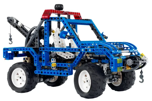 LEGO 8435-1 4WD — 763 pieces, released 2004