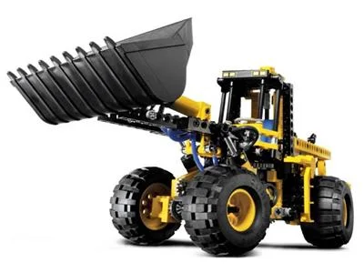 LEGO 8439-1 Front End Loader — 585 pieces, released 2004