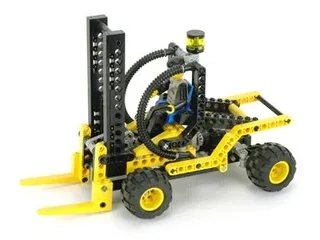 LEGO 8463-1 Forklift Truck — 232 pieces, released 2001