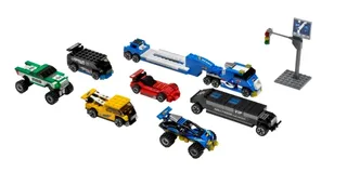 LEGO 8495-1 Crosstown Craze — 503 pieces, released 2008