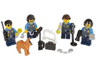 LEGO 850617-1 City Police Accessory Set — 34 pieces, released 2013
