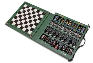 LEGO 852001-1 Castle Chess Set — 286 pieces, released 2007