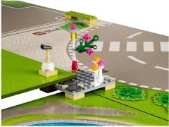 Heartlake City Playmat - View 4