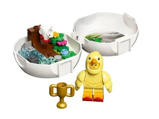 LEGO 853958-1 Chicken Skater Pod — 37 pieces, released 2019