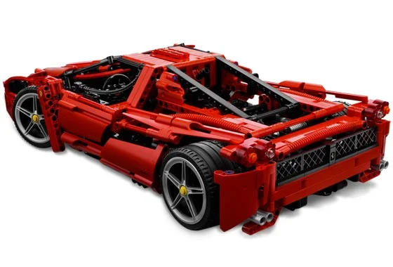 Enzo Ferrari 1:10 - View 4