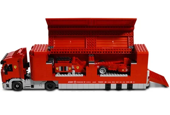 Scuderia Ferrari Truck - View 4