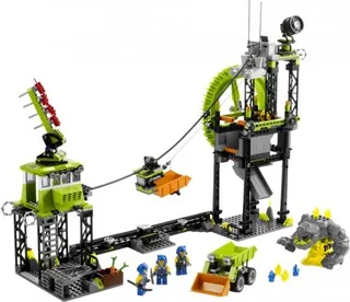 LEGO 8709-1 Underground Mining Station — 636 pieces, released 2009