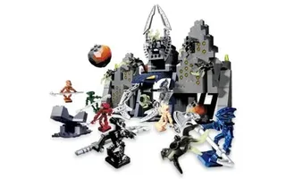 LEGO 8769-1 Visorak's Gate — 335 pieces, released 2005