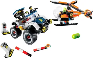 LEGO 8969-1 4-Wheeling Pursuit — 320 pieces, Agents theme