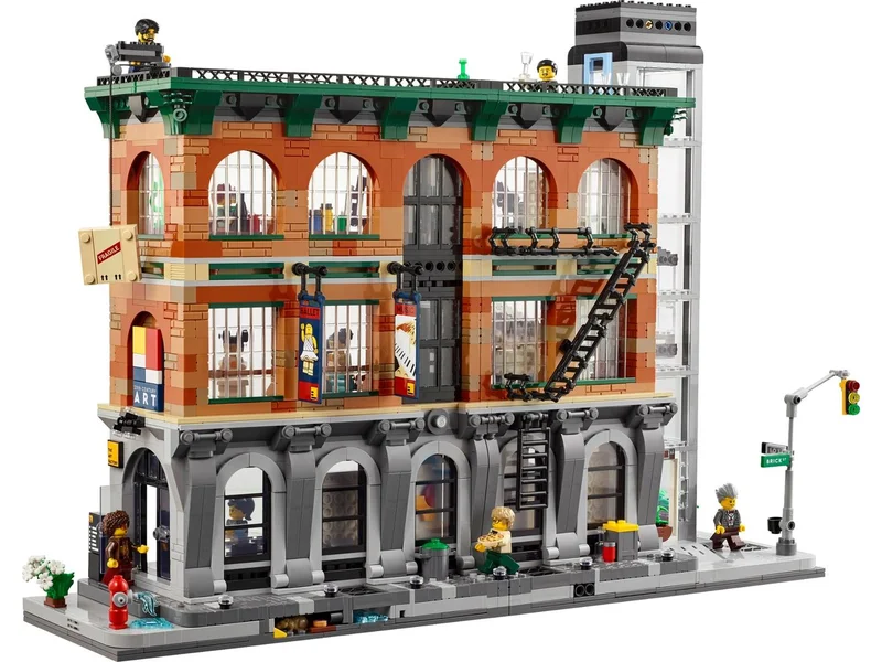 LEGO 910054-1 The Art Factory — 2570 pieces, BrickLink Designer Program theme
