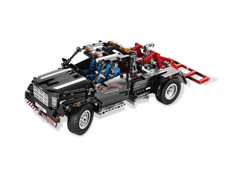 Pick-Up Tow Truck - LEGO Set 9395-1 - 2012