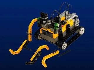 LEGO 9719-1 Robotics Invention System, Version 1.0 — 737 pieces, Mindstorms theme