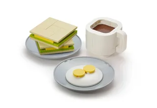 LEGO COWS2-1 Singapore: Kaya Toast, Eggs & Kopi Set — 92 pieces, released 2017
