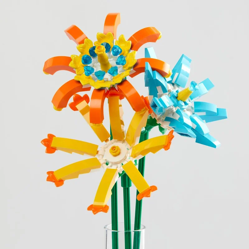 LEGO EG00167-1 Blue Diamonds Flower Pack — 170 pieces, Other theme