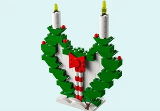 LEGO EXPERTHEART-1 A “woah, you MADE that?!” heart — 152 pieces, Seasonal theme