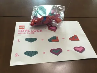 LEGO LOVELOCK-1 Love Lock — 35 pieces, released 2024